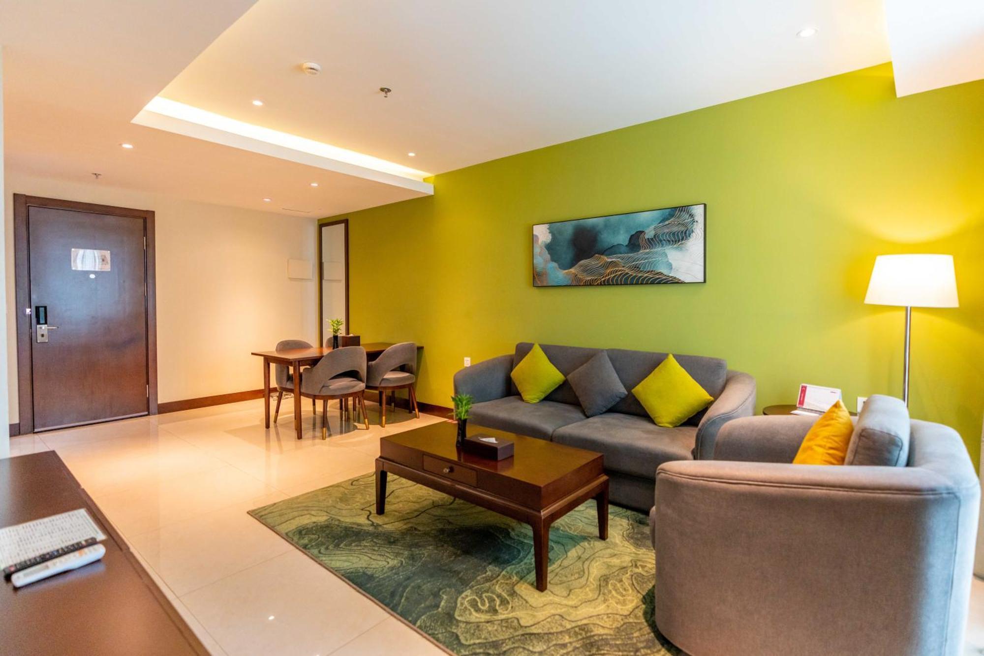 Olympia City Hotel By Dara Phnom Penh Exterior foto