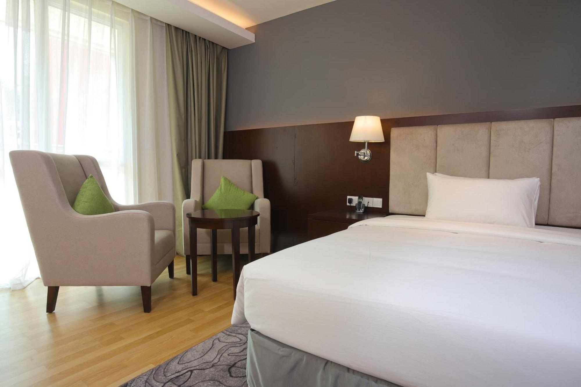 Olympia City Hotel By Dara Phnom Penh Exterior foto